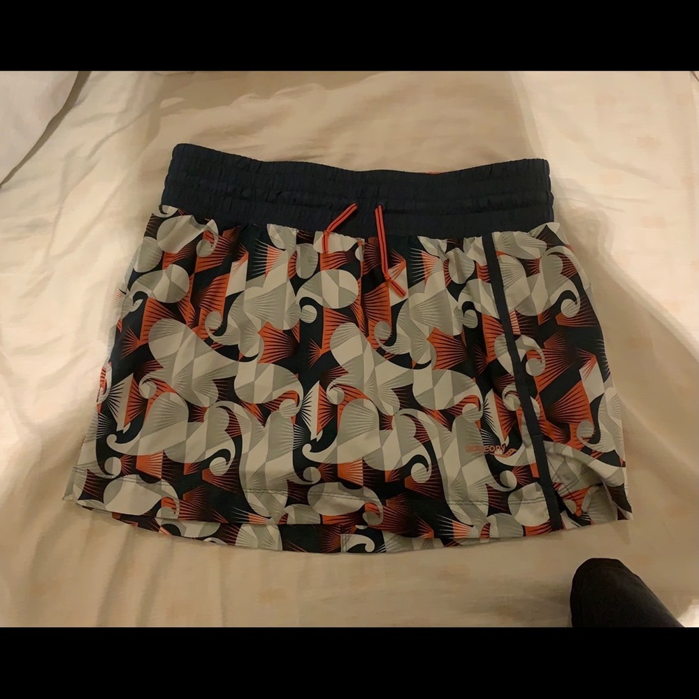Saucony skirt